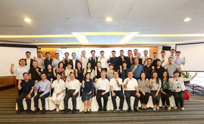 集團“悟領(lǐng)導(dǎo)之道，練變革之力”實戰(zhàn)訓(xùn)練營首期班圓滿結(jié)業(yè)（圖）
