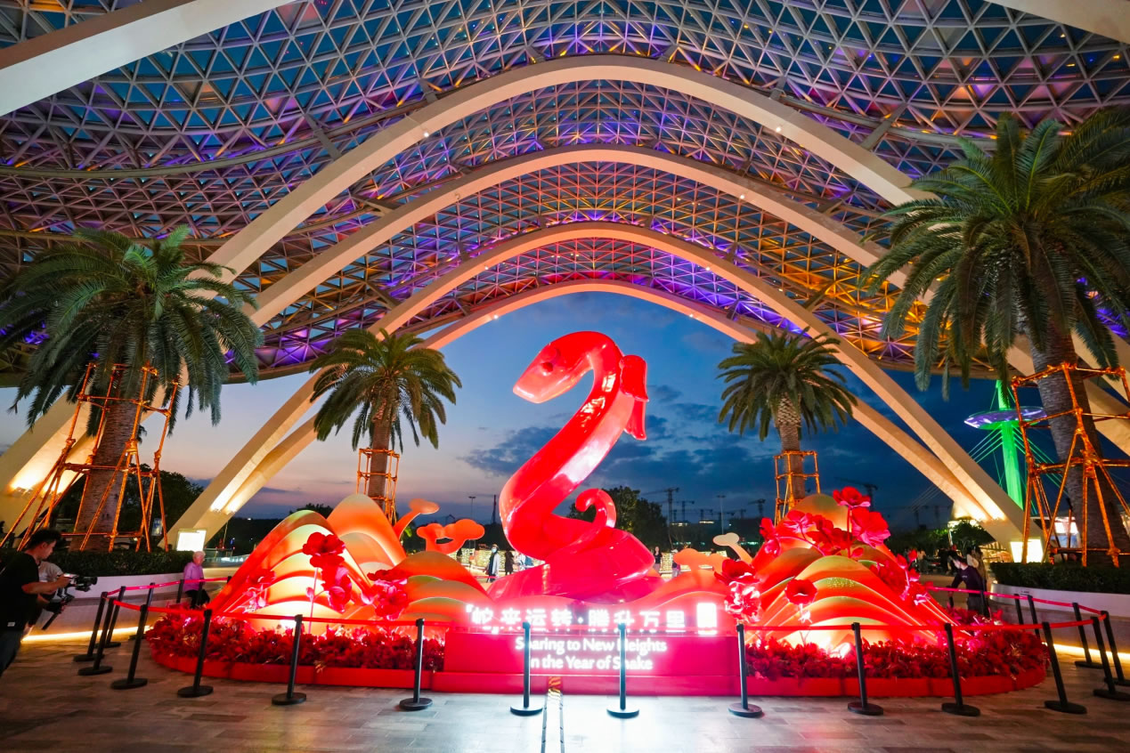 中免集團以“免稅+非遺”煥新春節(jié)消費體驗，助推海南文旅市場熱潮